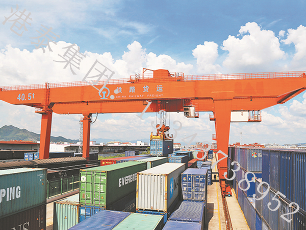 山東青島集裝箱門式起重機廠家軌道式集裝箱門機定位精準