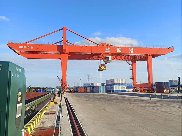 集裝箱軌道吊