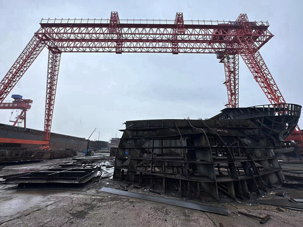 福建泉州造船門式起重機(jī)廠家造船門式起重機(jī)適應(yīng)性強(qiáng)