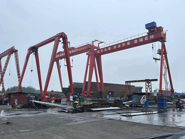 福建廈門造船門式起重機(jī)廠家造船門式起重機(jī)靈活運(yùn)行