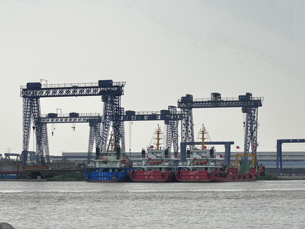 湖南岳陽造船門式起重機廠家造船門式起重機跨度大
