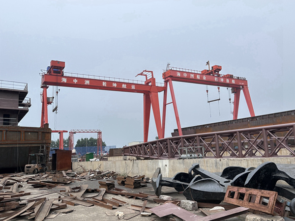 福建廈門造船門式起重機廠家造船門式起重機提高生產(chǎn)效率