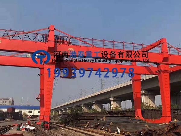 集裝箱龍門吊如何提高港口裝卸效率