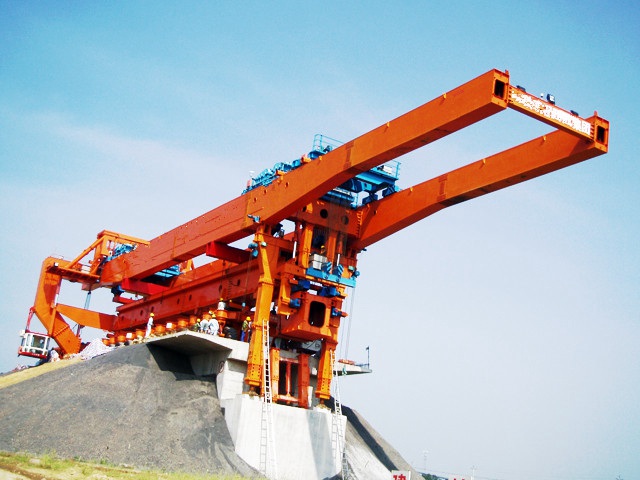 遼寧撫順架橋機廠家務實創新