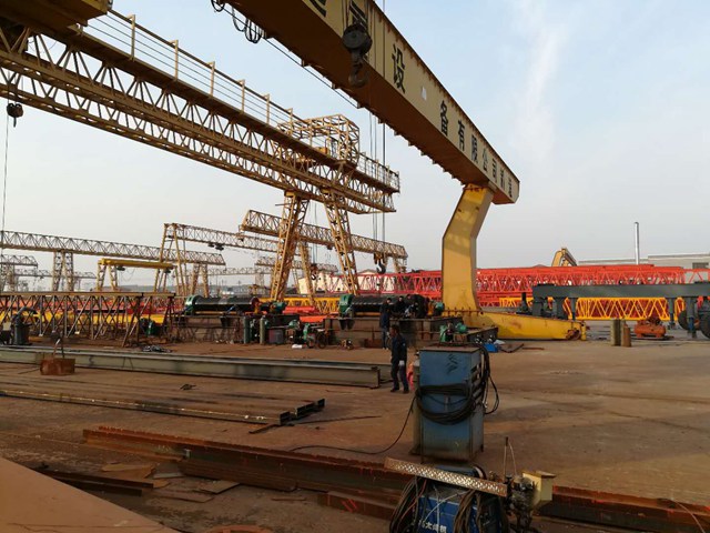 甘肅慶陽龍門吊廠家新產品研發