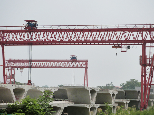 浙江紹興龍門吊廠家操作注意事項