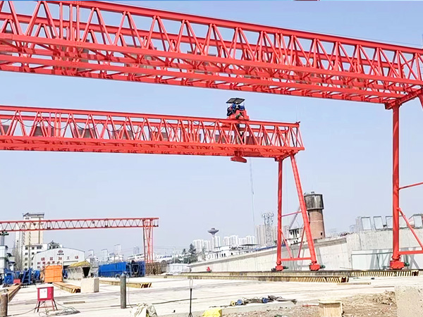 黑龍江佳木斯龍門吊廠家龍門吊滑觸線的原理